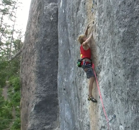 11-Jähriger Cameron Hörst klettert Galactic Emperor (5.14a / UIAA 10+)