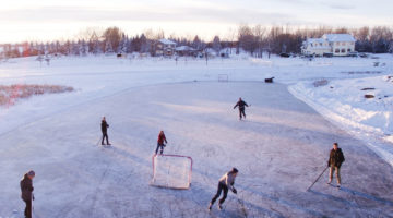 Eishockey, Eiskunstlauf, Eisschnelllauf oder einfach Schlittschuh fahren als Hobby – hier bekommen Sie Tipps zum Schlittschuhe kaufen.