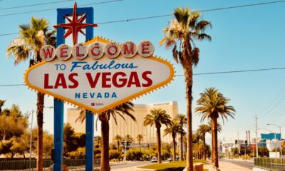 welcome to fabulous las vegas nevada signage